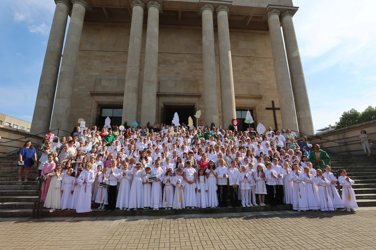  Diecezjalna pielgrzymka dzieci wczesno- i pierwszokomunijnych do archikatedry Chrystusa Króla