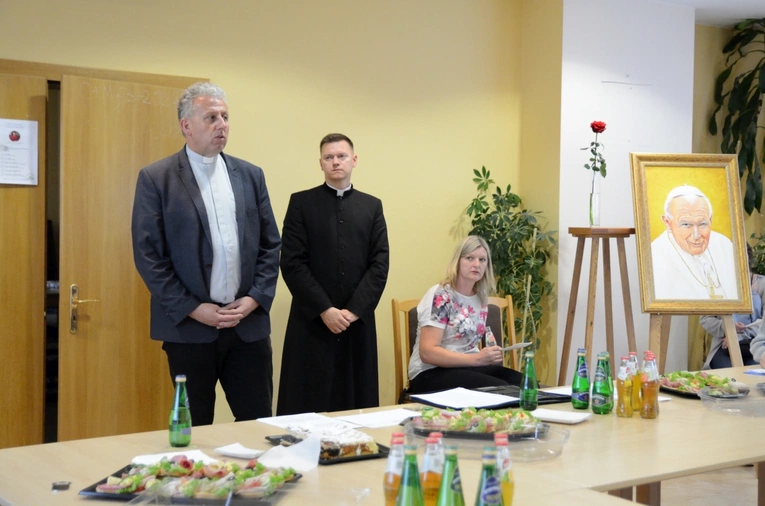 Stypendyści Fundacji "Dzieło Nowego Tysiąclecia"