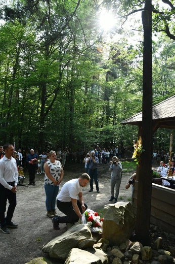 Piekarska Góra. 160 lat krzyża powstańczego