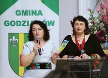 Panie Kinga (z lewej) i Cecylia za cel postawiły sobie odkrywać lokalną historię.