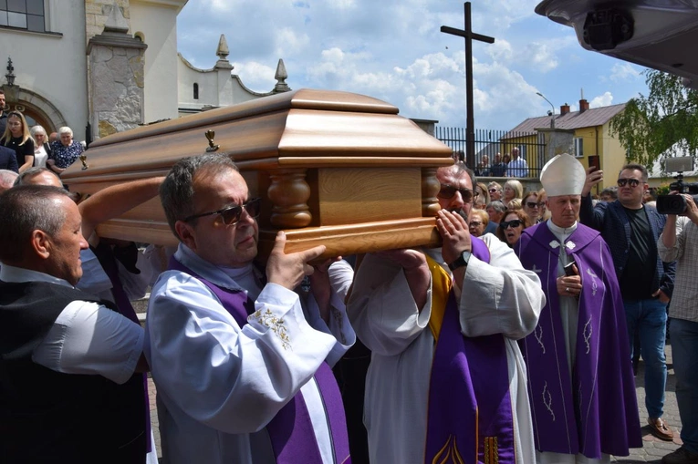 Ostatnia droga ks. Marka Kucharskiego