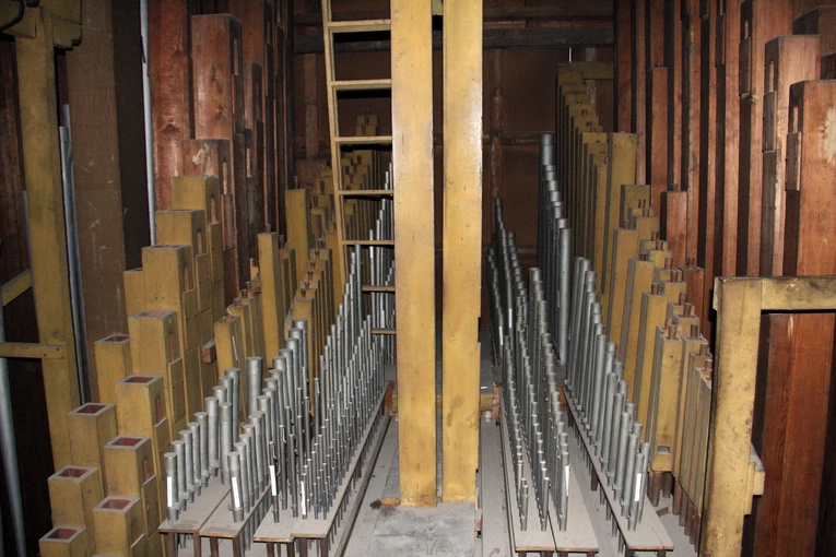 Demontaż i remont największych organów w Polsce - byliśmy w środku!
