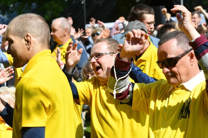 Rokitno w kolorze ciepła i radości