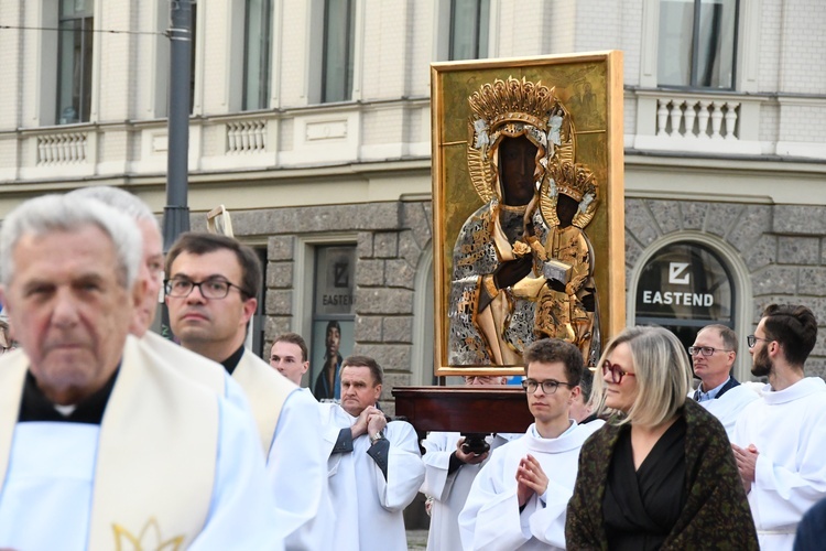 Maryja na pl. Zbawiciela