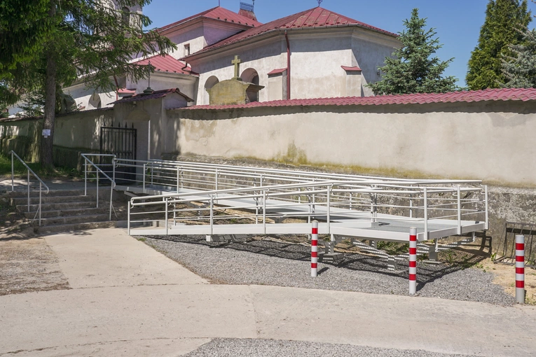 Kościół w Kunowie przyjazny dla osób z niepełnosprawnościami