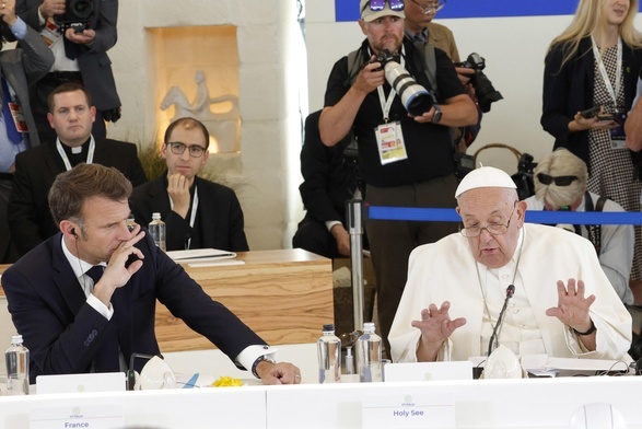 Papież apeluje do przywódców światowych o dobre wykorzystanie sztucznej inteligencji 