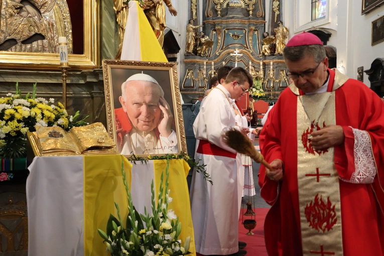 25. rocznica wizyty Jana Pawła II w Łowiczu - Msza św.