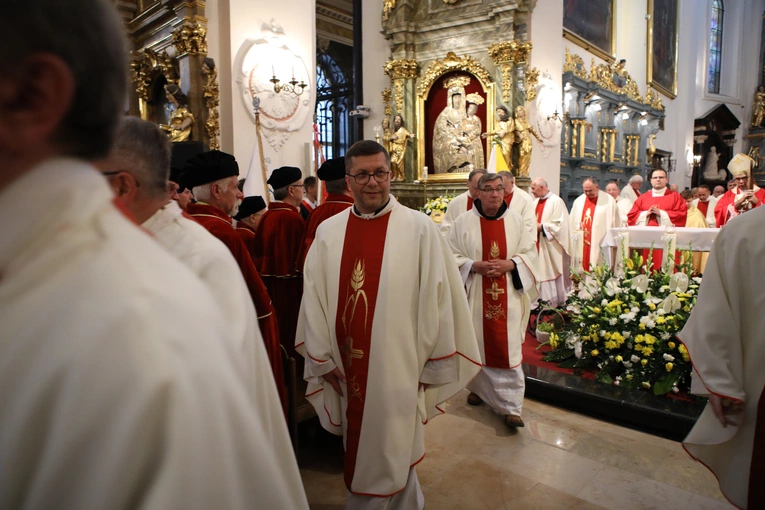 25. rocznica wizyty Jana Pawła II w Łowiczu - Msza św.