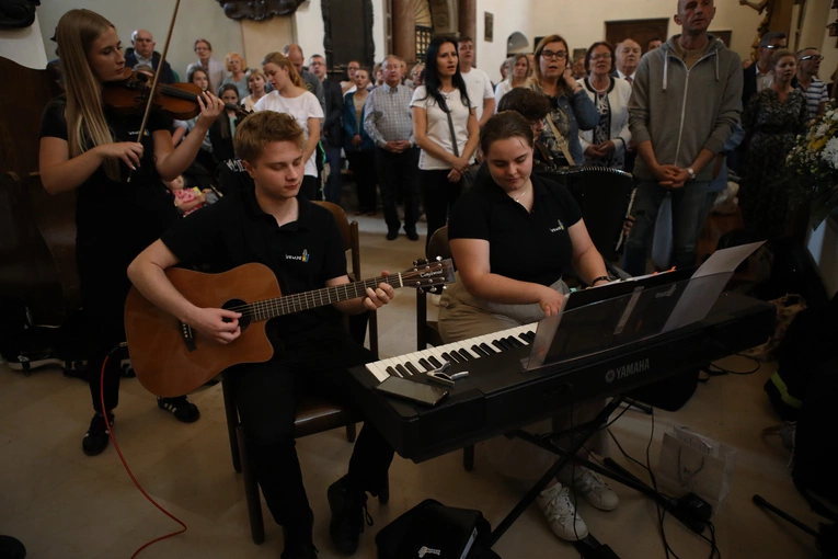 25. rocznica wizyty Jana Pawła II w Łowiczu - Msza św.