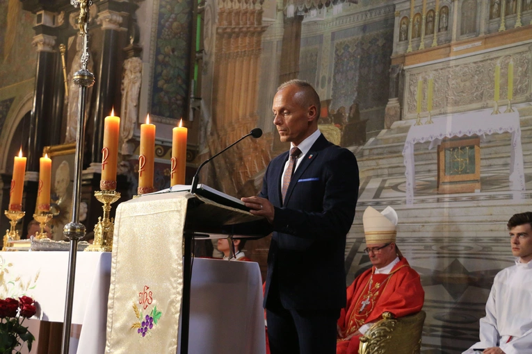Płock. 25-lecie beatyfikacji płockich męczenników II wojny światowej