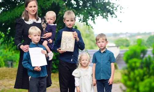 Rodzino, stań się jednością