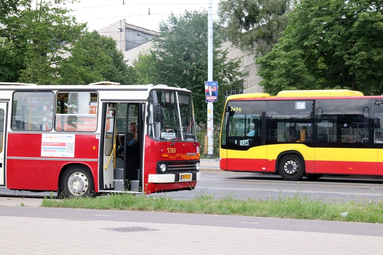 40 lat kultowego "Ogórka" - autobusu marki Jelcz
