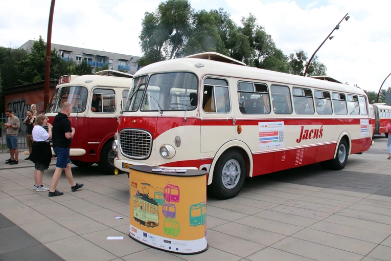 40 lat kultowego "Ogórka" - autobusu marki Jelcz