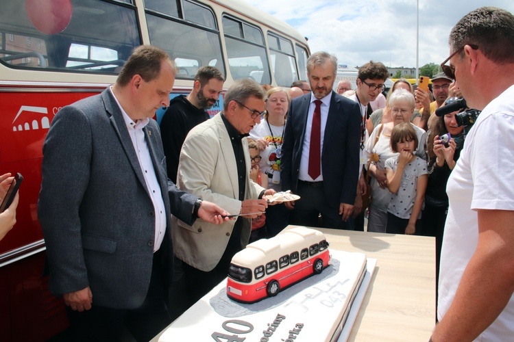 40 lat kultowego "Ogórka" - autobusu marki Jelcz