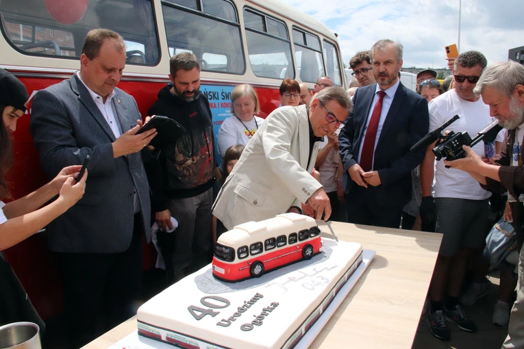 40 lat kultowego "Ogórka" - autobusu marki Jelcz