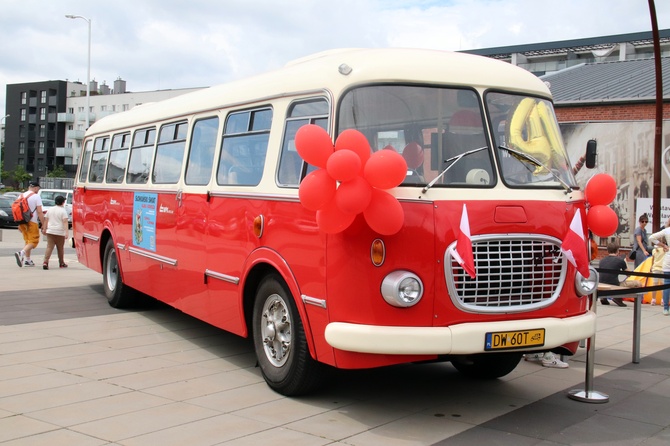 40 lat kultowego "Ogórka" - autobusu marki Jelcz