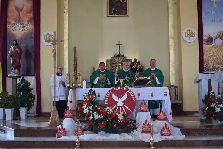 Złoty jubileusz parafii Matki Bożej Królowej Polski w Sandomierzu