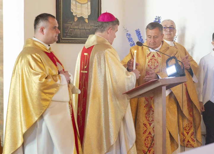 Poświęcenie kościoła we Włynkówku, cz. 2