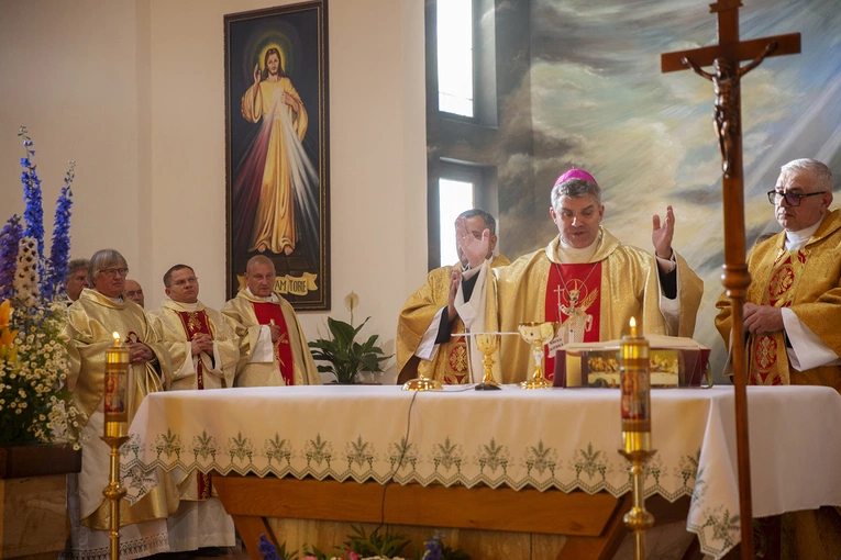 Poświęcenie kościoła we Włynkówku, cz. 3 