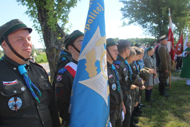 Popowo Borowe. Upamiętnienie żołnierzy wyklętych
