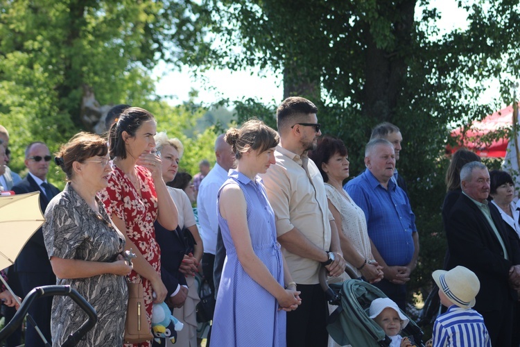 Popowo Borowe. Upamiętnienie żołnierzy wyklętych