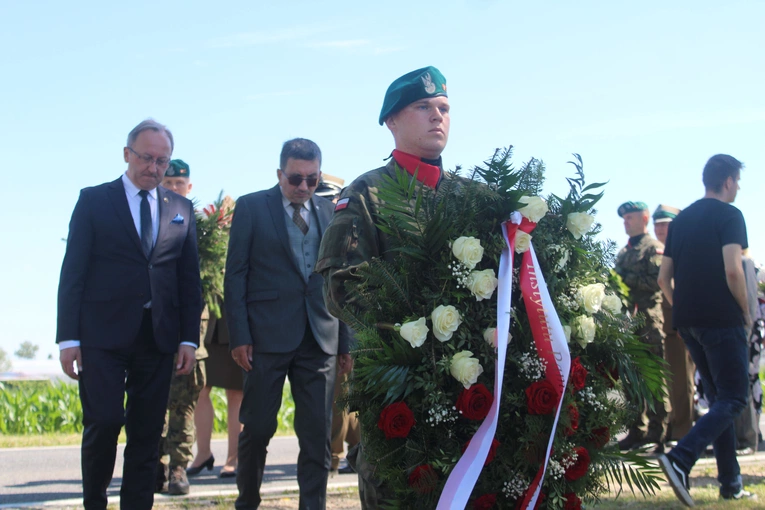 Popowo Borowe. Upamiętnienie żołnierzy wyklętych