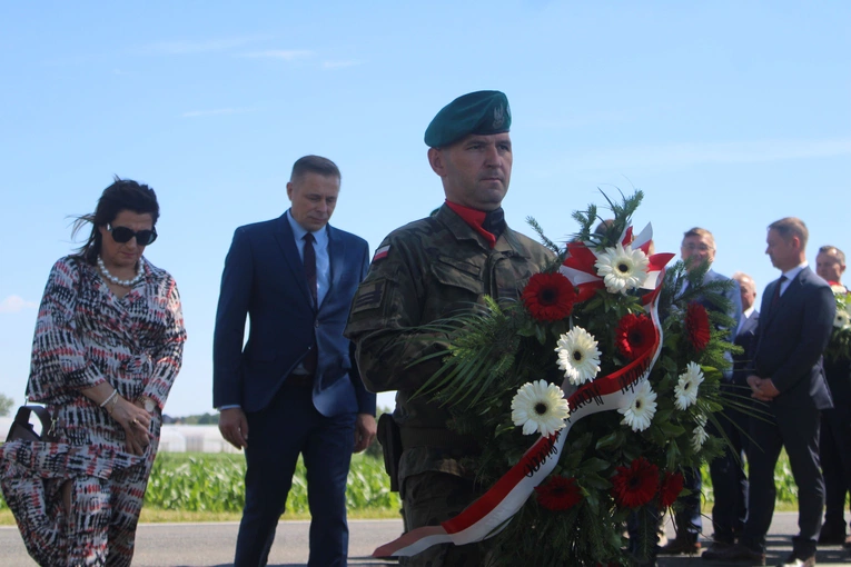 Popowo Borowe. Upamiętnienie żołnierzy wyklętych