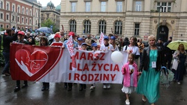 Kraków. Maszerowali dla życia i rodziny