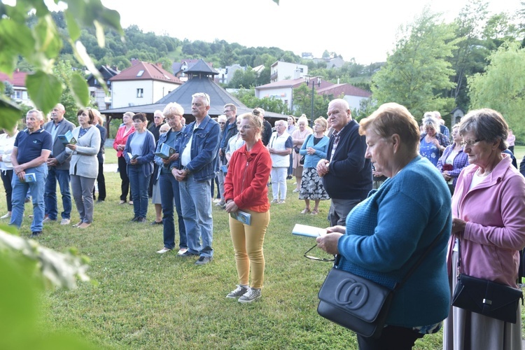 Plac św. Jana Pawła II w Piwnicznej Zdroju