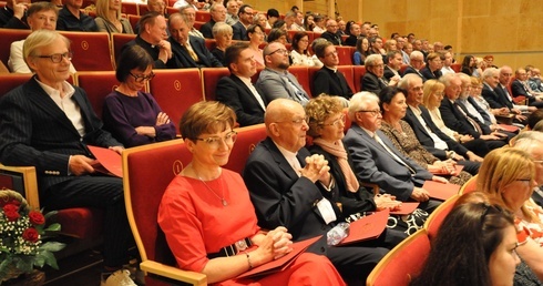 Podwójne jubileuszowe "Te Deum"