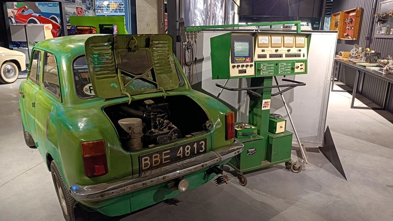 Największe w Polsce Muzeum Motoryzacji "Wena" - już otwarte!