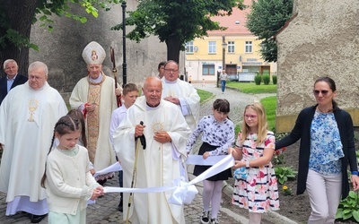 Diamentowy jubileusz ks. Augustyna Nazimka w Świebodzicach