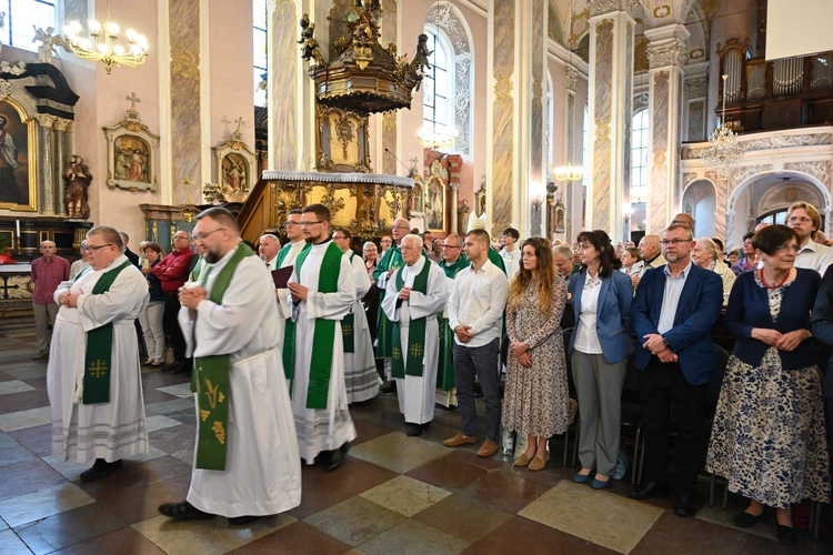 Rok formacji neokatechumenatu