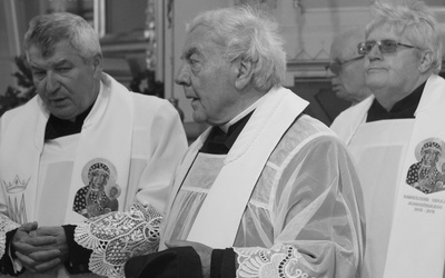 Ks. kan. Stefan Czarnecki przeżył 82 lata, w tym w kapłaństwie - 58.