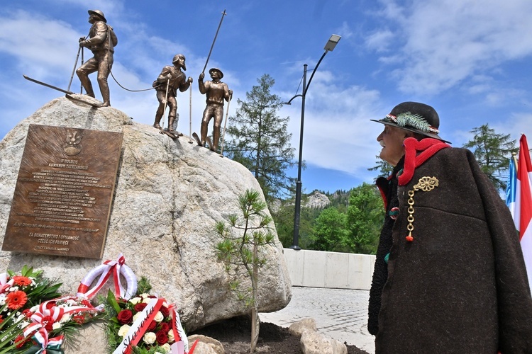 Pomnik kurierów tatrzańskich w Kuźnicach