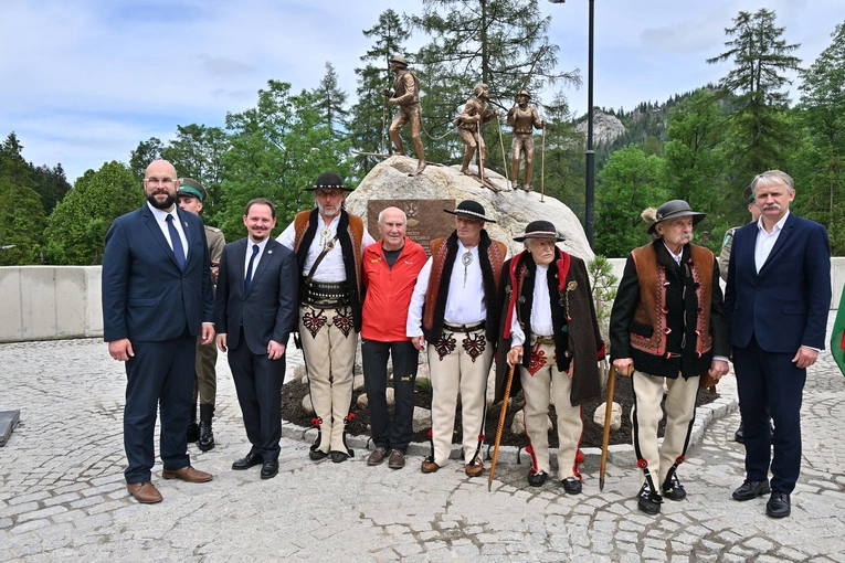 Pomnik kurierów tatrzańskich w Kuźnicach