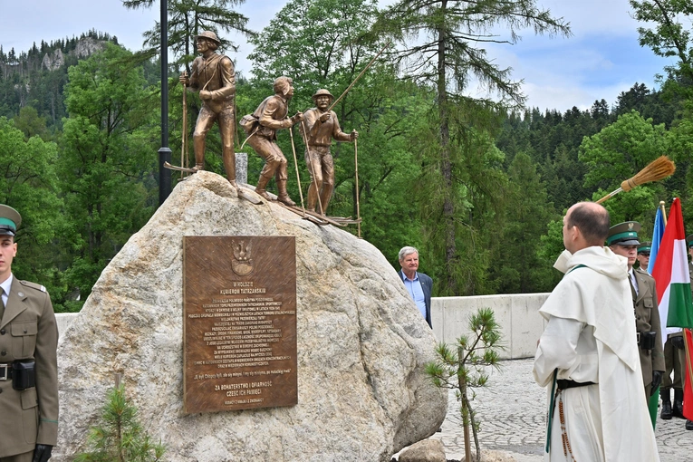 Pomnik kurierów tatrzańskich w Kuźnicach