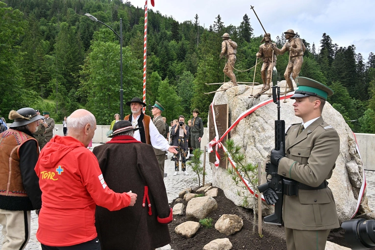 Pomnik kurierów tatrzańskich w Kuźnicach