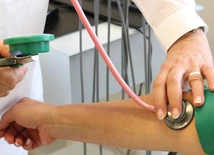 Jastrzębie-Zdrój. Pacjent zmarł po opuszczeniu izby przyjęć. Lekarka odpowie przed sądem