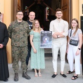 Zapraszają do kościoła garnizonowego w każdy trzeci piątek miesiąca.