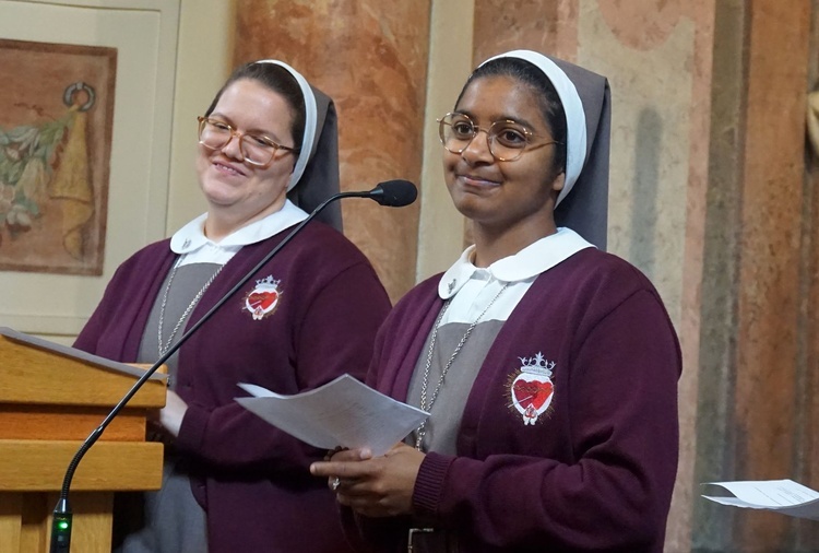 Siostry z Miami z katechetami i nauczycielami