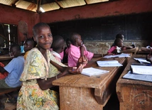 Sierra Leone zakazuje małżeństw z nieletnimi