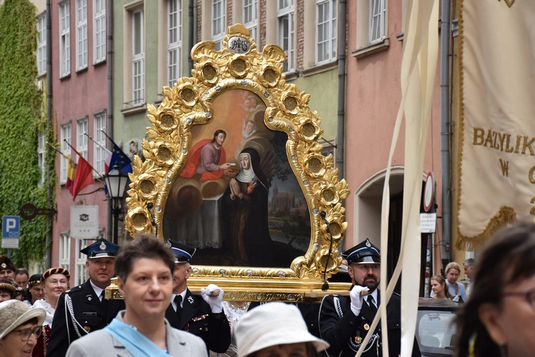 Procesja z wizerunkiem bł. Doroty z Mątowów