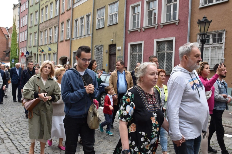 Procesja z wizerunkiem bł. Doroty z Mątowów