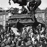 Manifestacja z 1 maja 1971 roku. Jej uczestnicy domagali się m.in. ukarania winnych śmierci robotników w czasie Grudnia 1970.