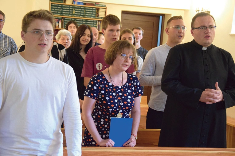 	Podczas wspólnej modlitwy.