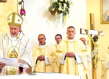 Odpustowi ku czci św. Brata Alberta i obchodom rocznicowym przewodniczył biskup tarnowski Andrzej Jeż.