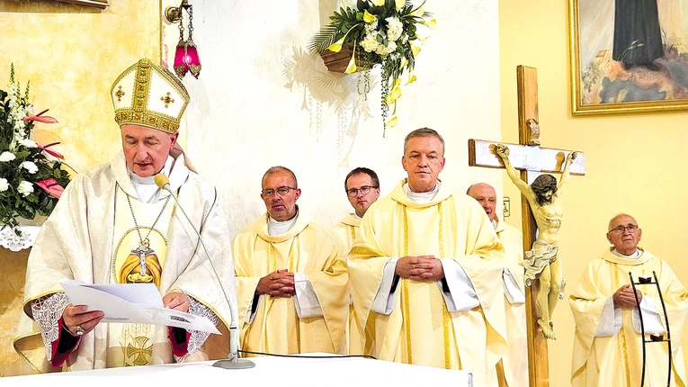 Odpustowi ku czci św. Brata Alberta i obchodom rocznicowym przewodniczył biskup tarnowski Andrzej Jeż.