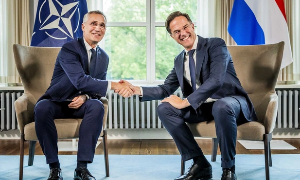 Odchodzący i nowy Sekretarz Generalny NATO