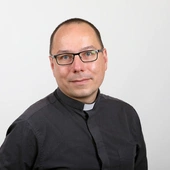 Ks. Tomasz Koryciorz od lat pełni posługę wobec osób, które z powodu różnych form ubóstwa oddaliły się od Kościoła.